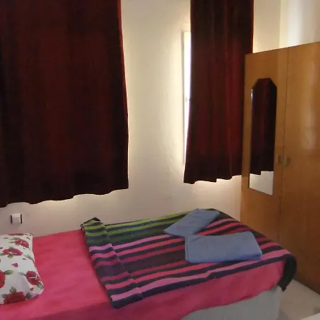 Cevdet Apart 4 *